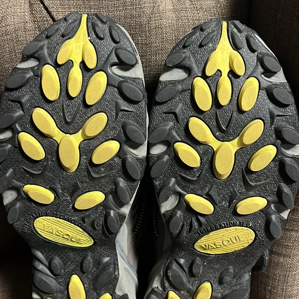 Vasque hiking shoes women's 9.5 - Picture 9 of 10
